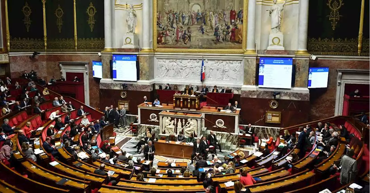 Uniforme obligatoire à l'école : l'Assemblée rejette la proposition du RN