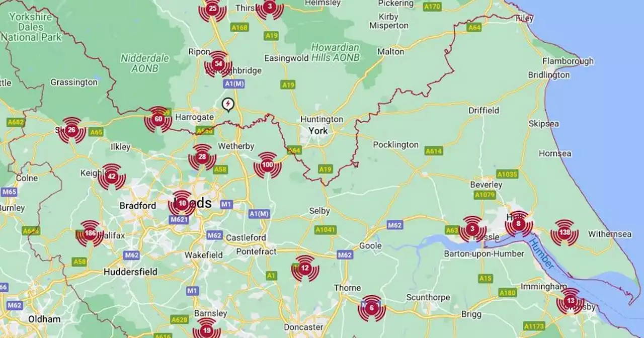 Live as hundreds of homes in Yorkshire suffer power cuts