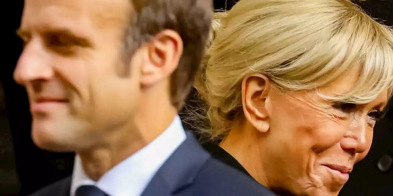 Uniforme à l’école : l’appui faussement innocent de Brigitte Macron au président