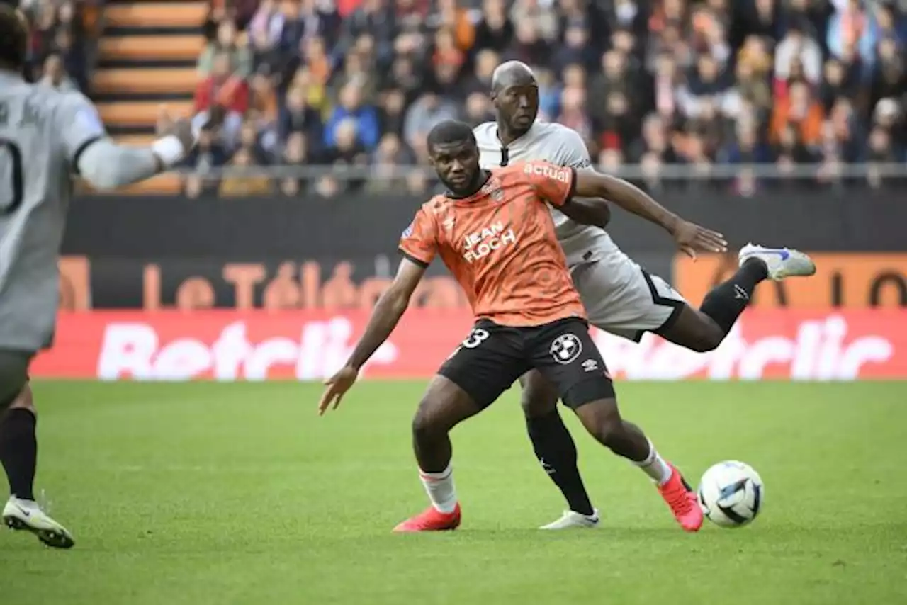 Transferts : Nice a fait une offre de 18 millions d'euros pour Terem Moffi (Lorient)