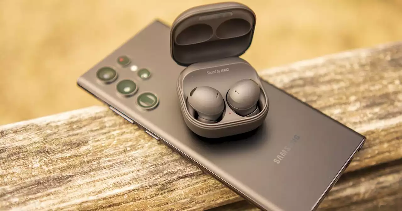 Les Galaxy Buds 2 Pro de Samsung peuvent maintenant servir de micros binauraux