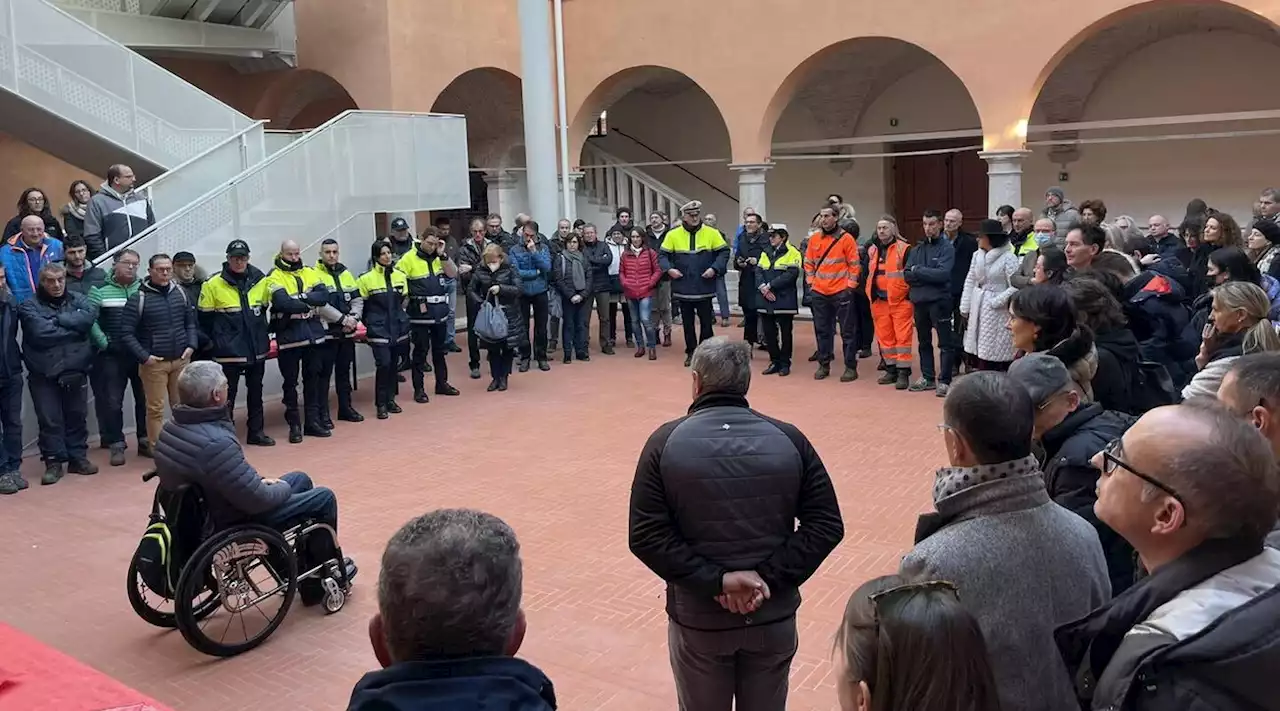 Belluno, municipio sotto organico: pensionato da 11 giorni torna al suo lavoro gratis