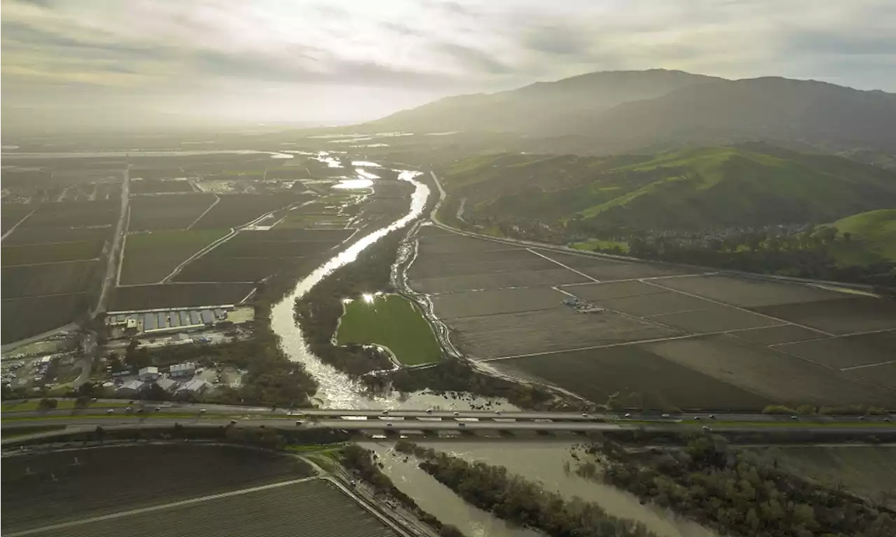 Monterey County officials urge residents to still heed warnings of Salinas River floods