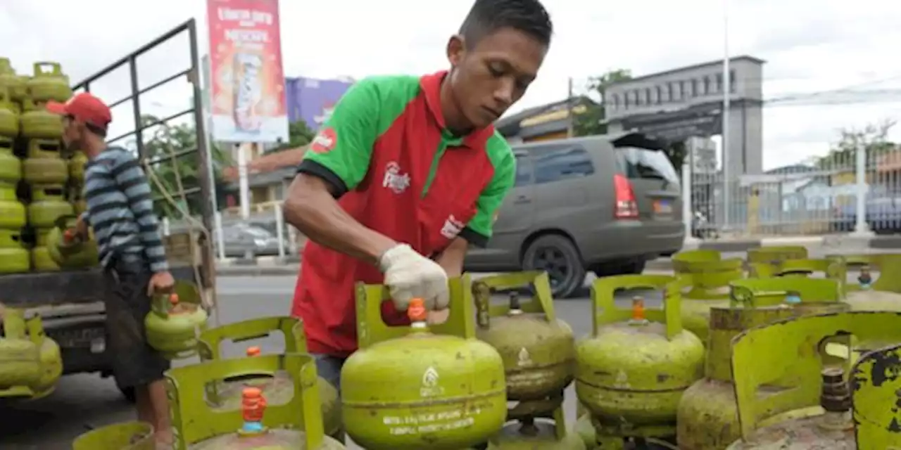 Warung Kecil Dilarang Jual LPG 3 Kg, Pertamina: Kita Dekatkan Pangkalan ke Konsumen | merdeka.com