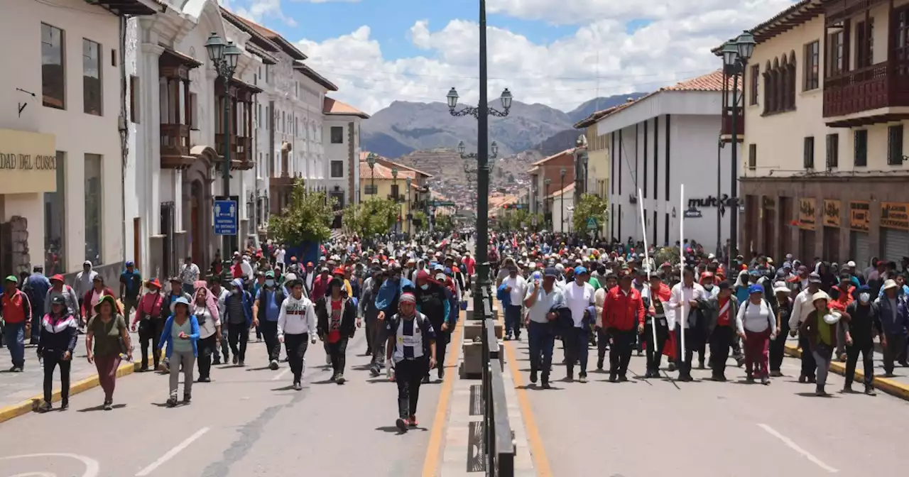 In Peru, thousands march demanding president step down