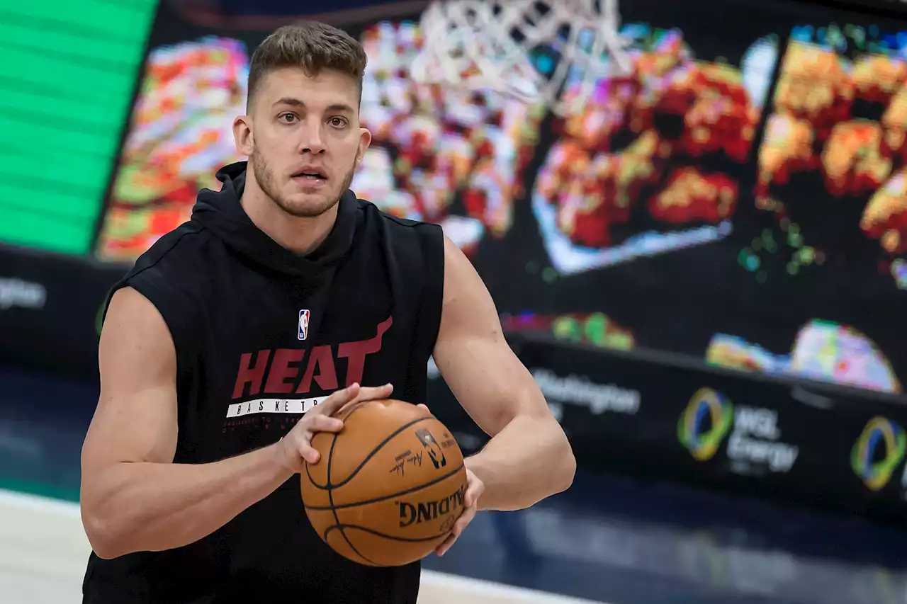 Meyers Leonard to work out for Lakers nearly two years after anti-Semitic slur