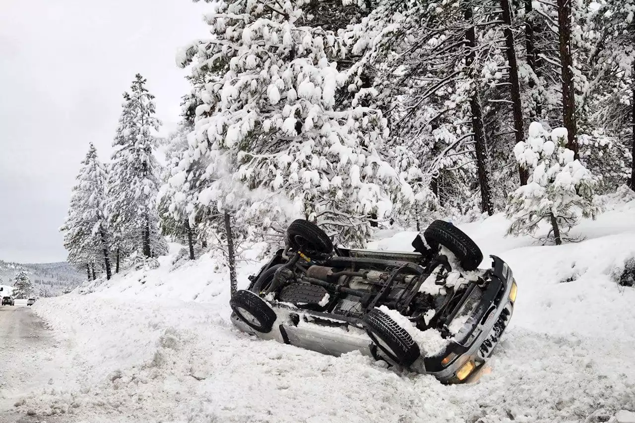 Weather service strongly discourages travel to Lake Tahoe