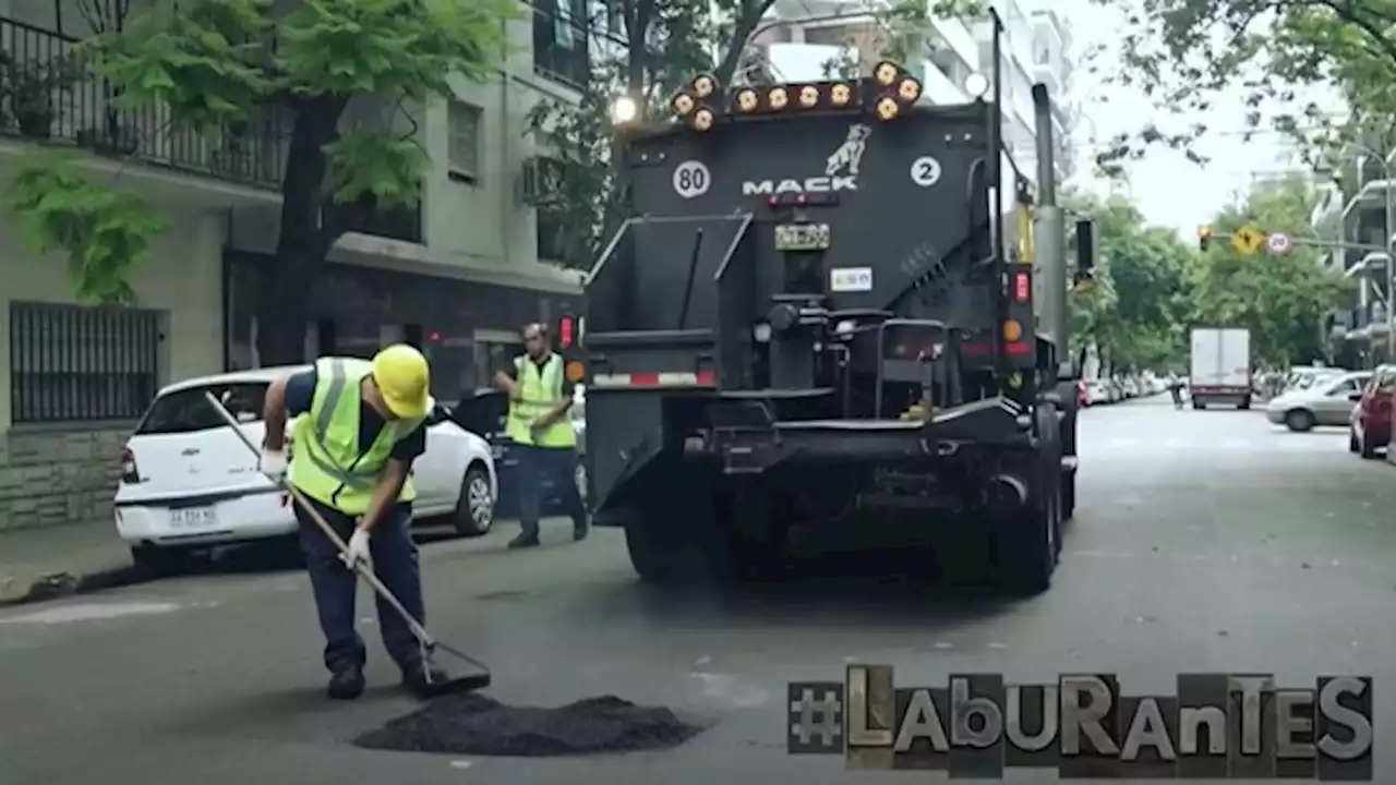 Laburantes: Sergio, dos décadas tapando baches en las calles porteñas