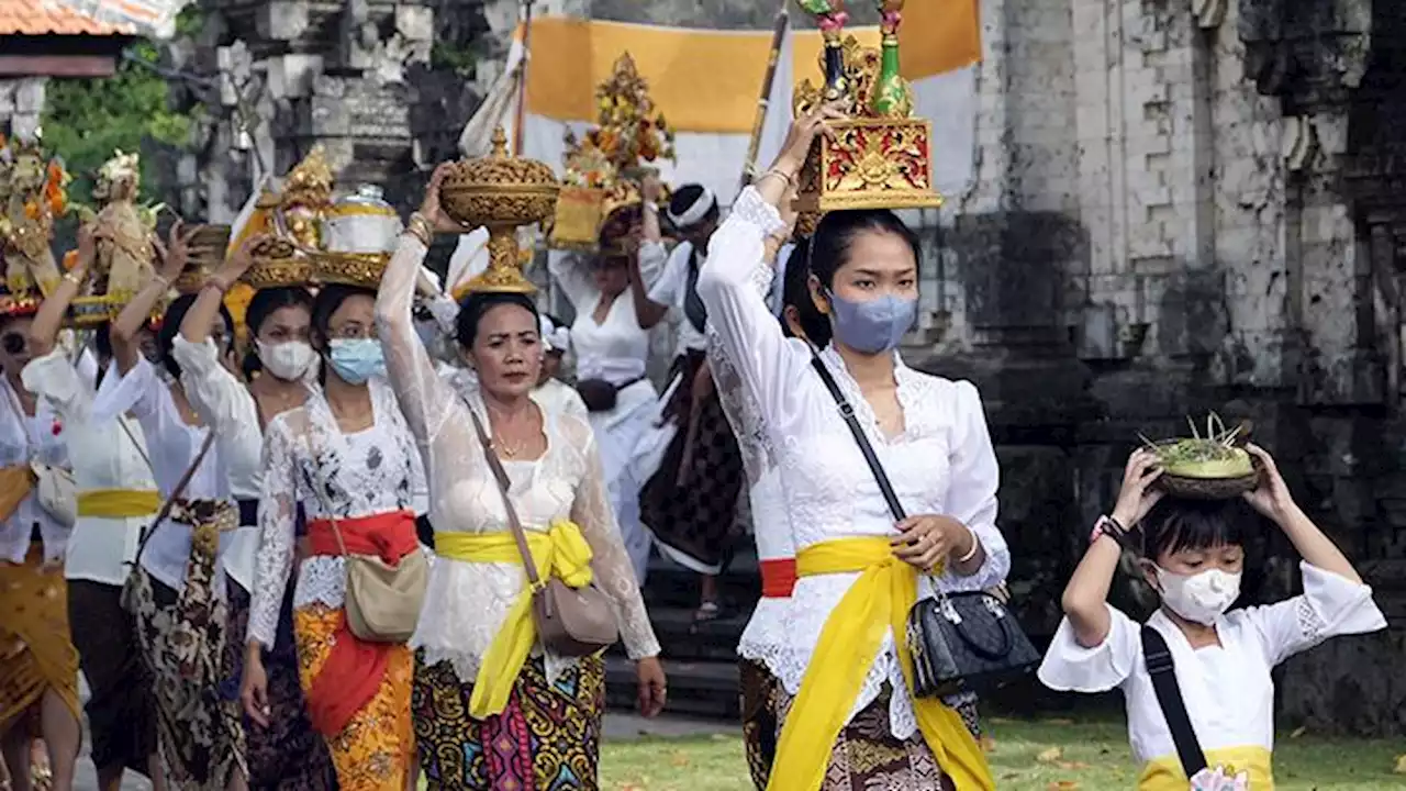 Persiapan Umat Hindu Sambut Perayaan Hari Raya Kuningan