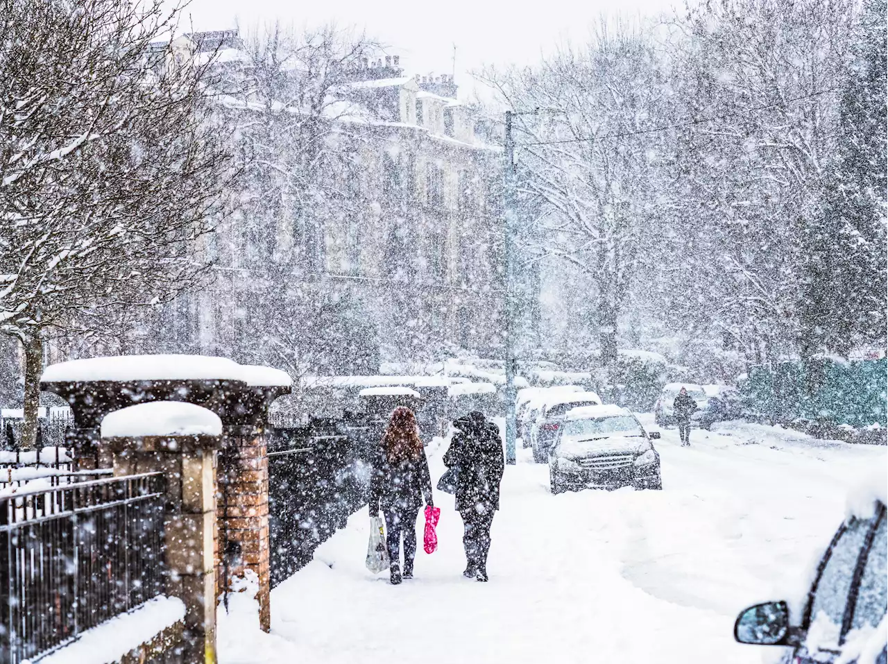 Exact date SNOW is forecast to hit UK with temperature set to plunge to -6C