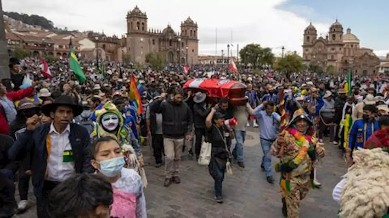 Anti-Boluarte protests continue as Peru mourners prepare to bury dead