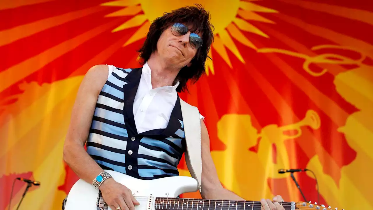 From the Arizona Daily Star and Tucson Citizen archives: Jeff Beck in Tucson