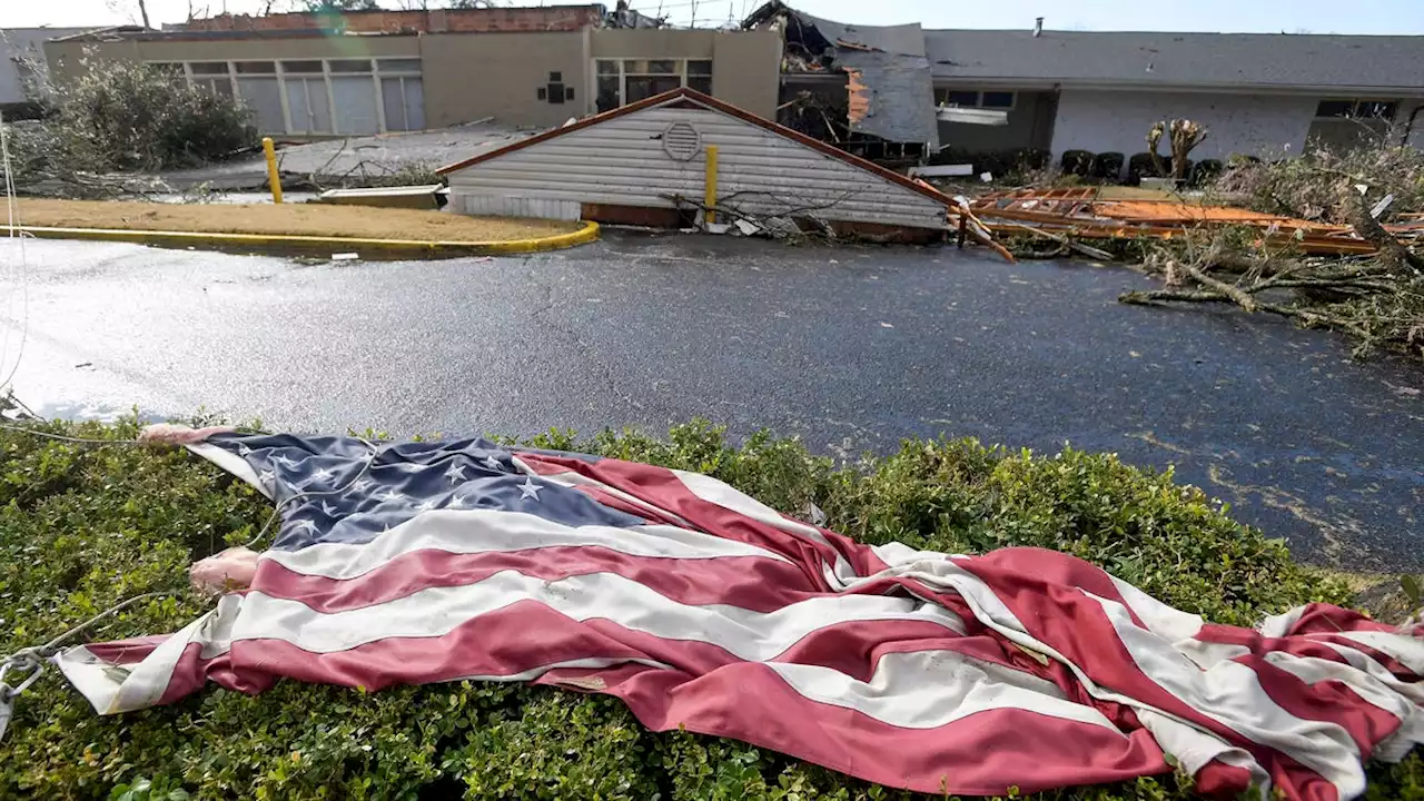 At least 6 dead in Alabama tornadoes;\u00a0extensive damage in severe thunderstorms across South