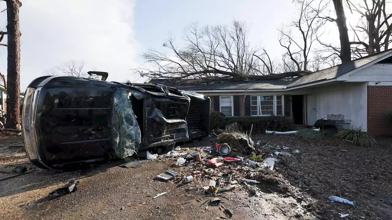 Tornado hits Selma, Alabama; 7 deaths reported across South