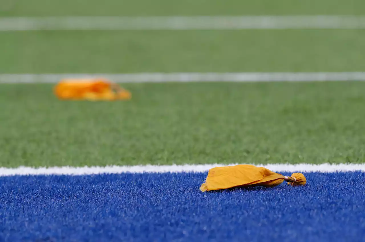 Texas HS football coach suspended after alleged 300-push-up workout left players hospitalized