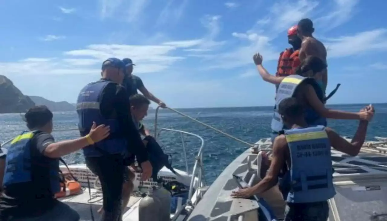 24 personas fueron rescatadas en altar mar por la Armada en Santa Marta