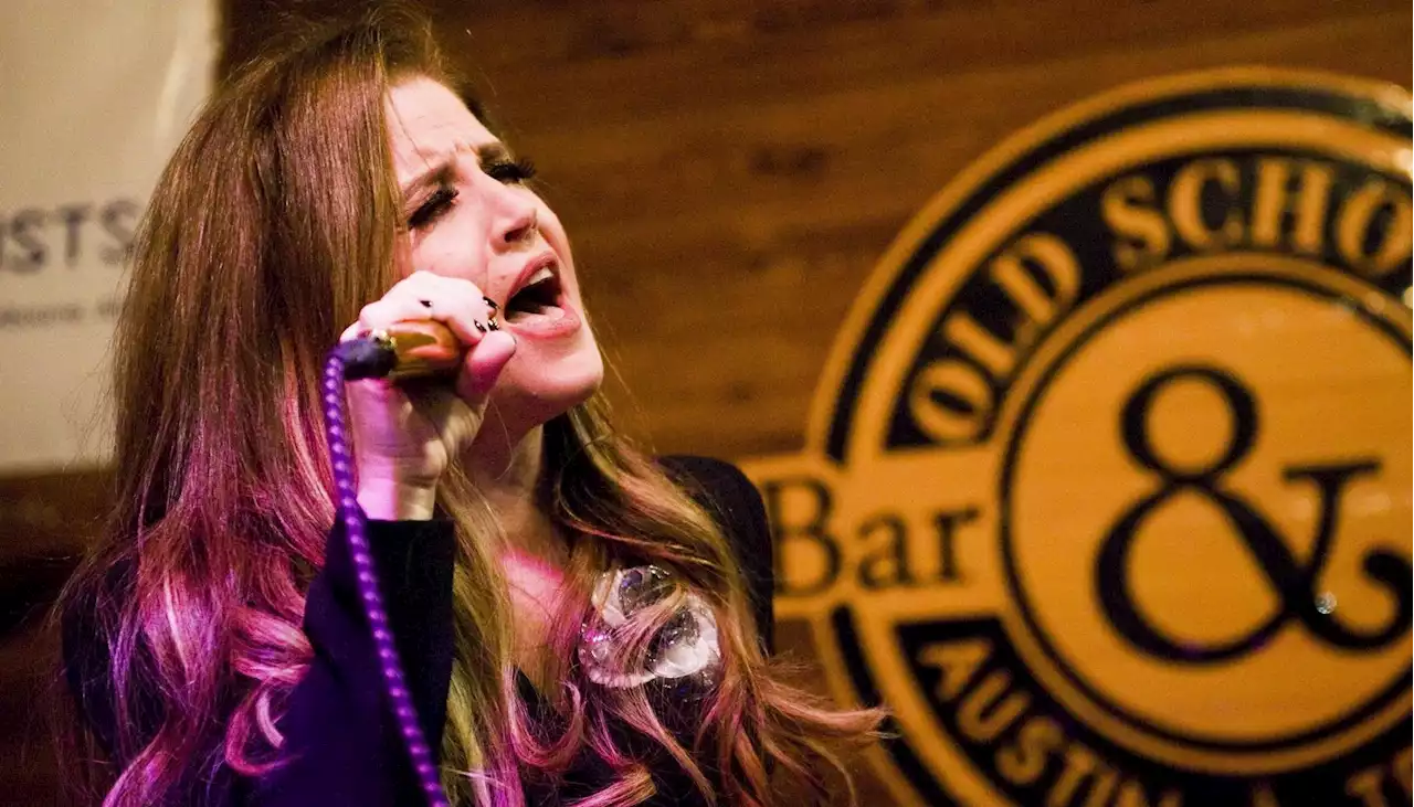 Falleció Lisa Marie Presley, hija de la leyenda del rock Elvis Presley