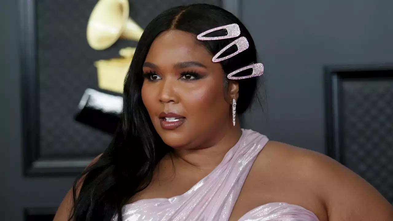 Lizzo's 'Mysterious Ex-Wife' Look Is Simply Too Good