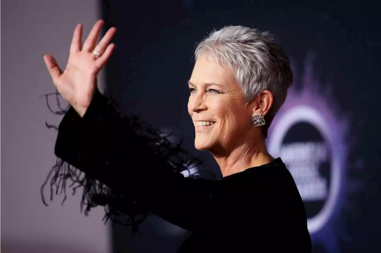 Jamie Lee Curtis tak hadir di Critics Choice Awards karena COVID-19