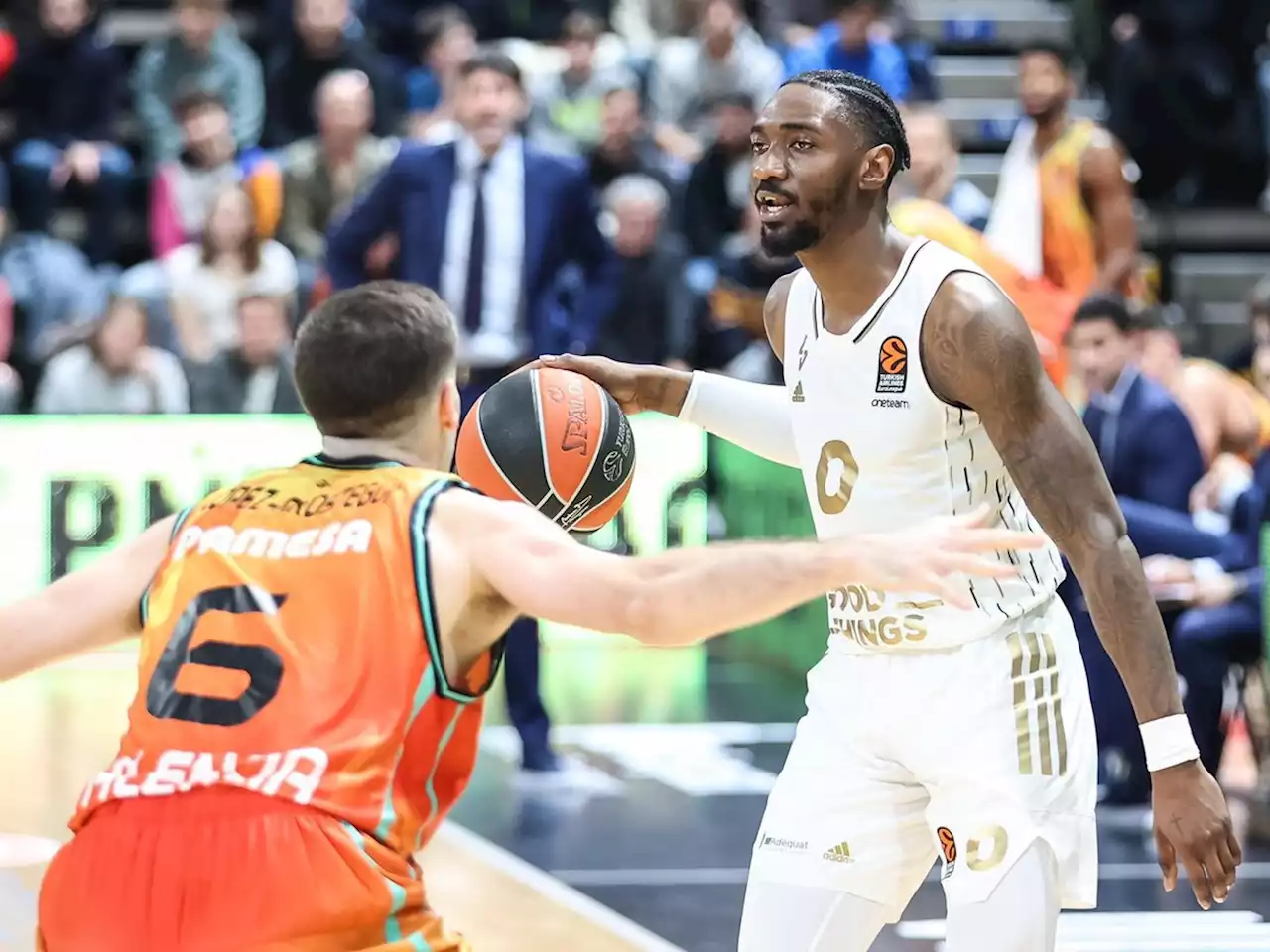 La rengaine de 2023 pour l'ASVEL : défaite dans le money-time contre Valence - BeBasket