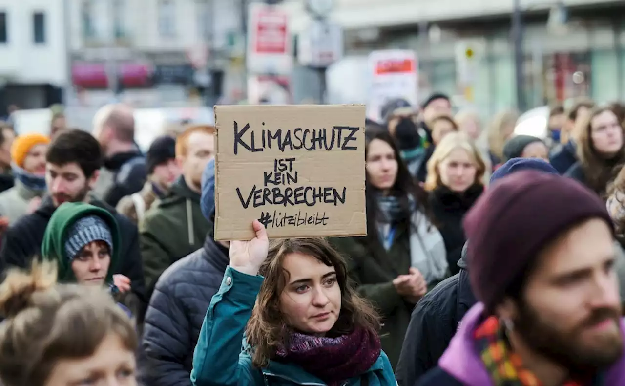 Neukölln: Hunderte Berliner protestieren gegen Räumung von Lützerath