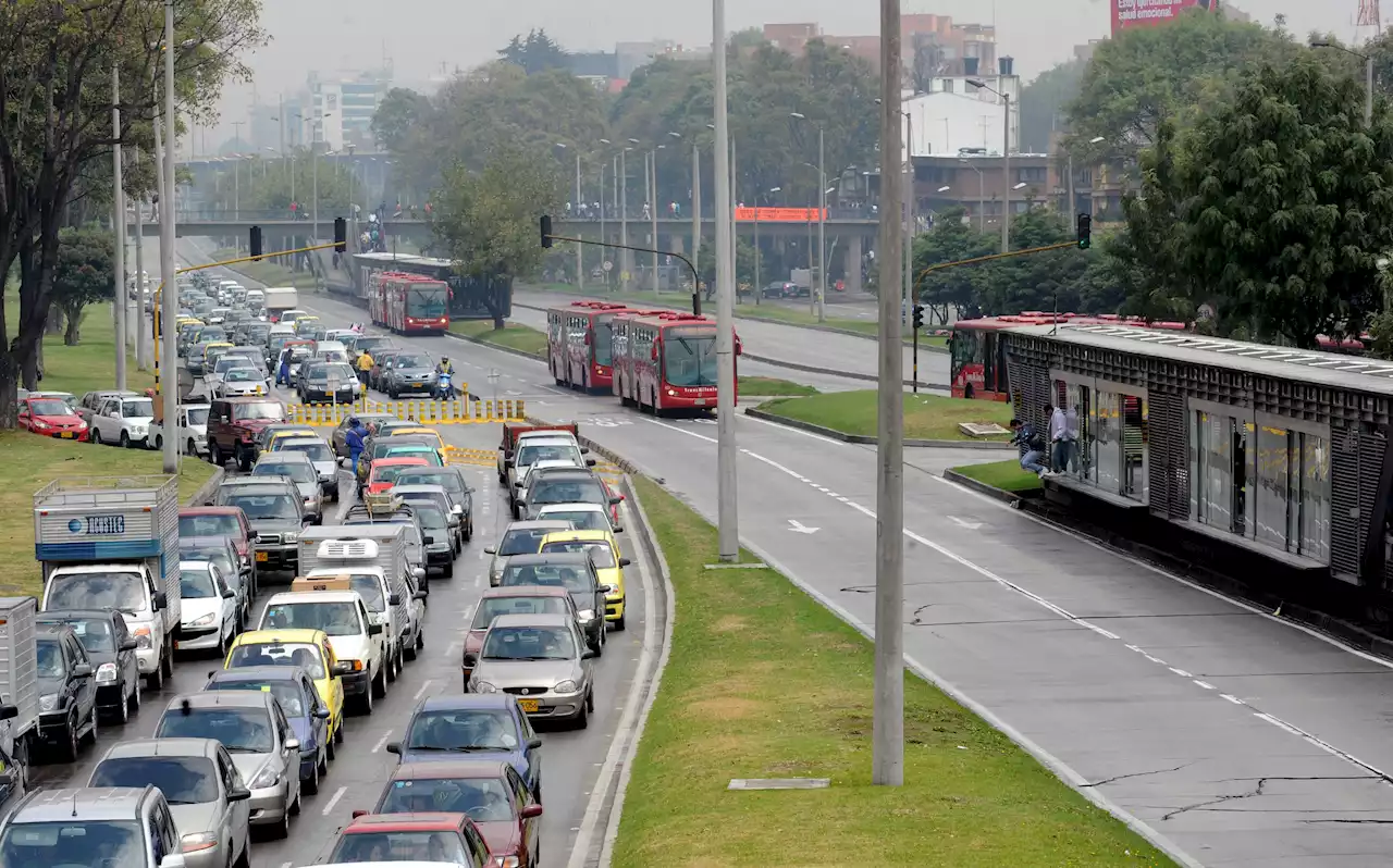 Personería advierte falta de estudios técnicos para cambio de pico y placa en Bogotá