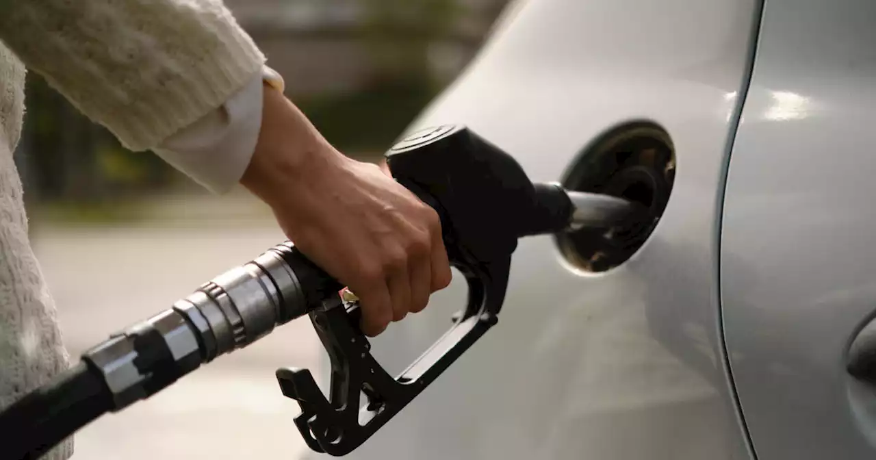 Gas prices drop in New Jersey, dip nationwide