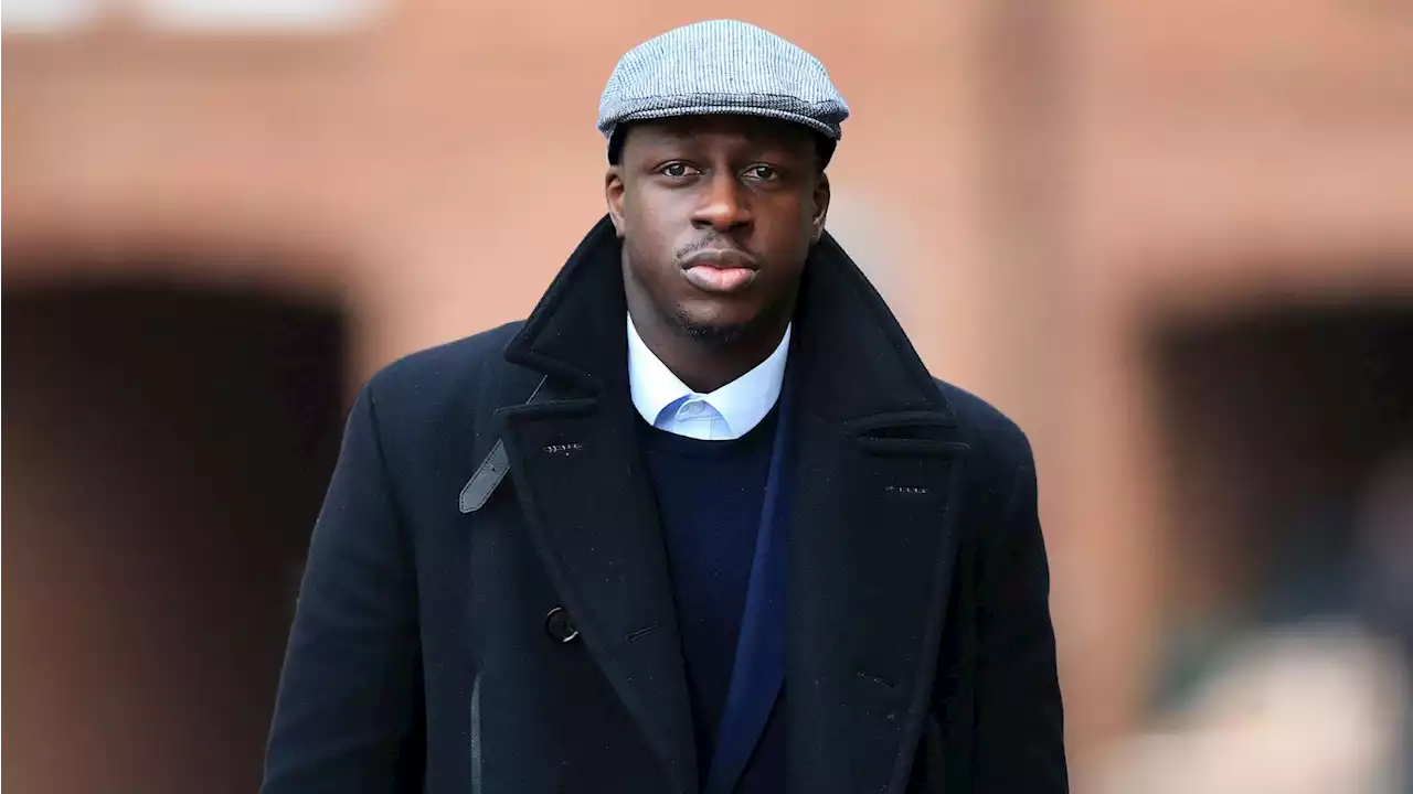 El jugador del Manchester City Benjamin Mendy fue declarado inocente en seis cargos por violación