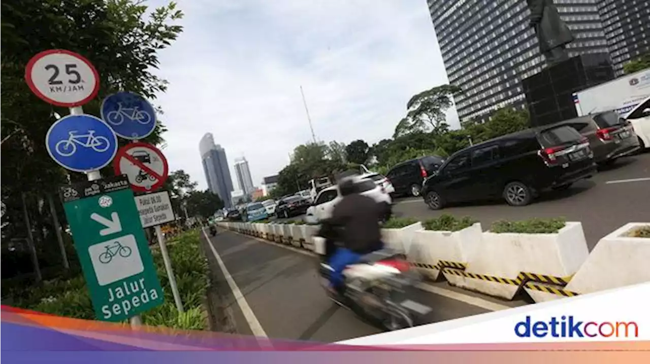 B2W Kritik Polisi yang Nyatakan Tak Ada Larangan Motor Masuk Jalur Sepeda