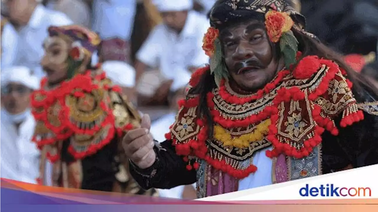 Foto-foto Perayaan Hari Raya Kuningan di Berbagai Wilayah Indonesia