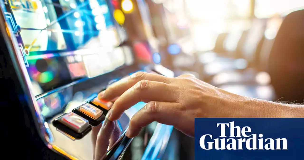 Victorian mayor calls on councils to follow lead after banning gambling ads at local sports games