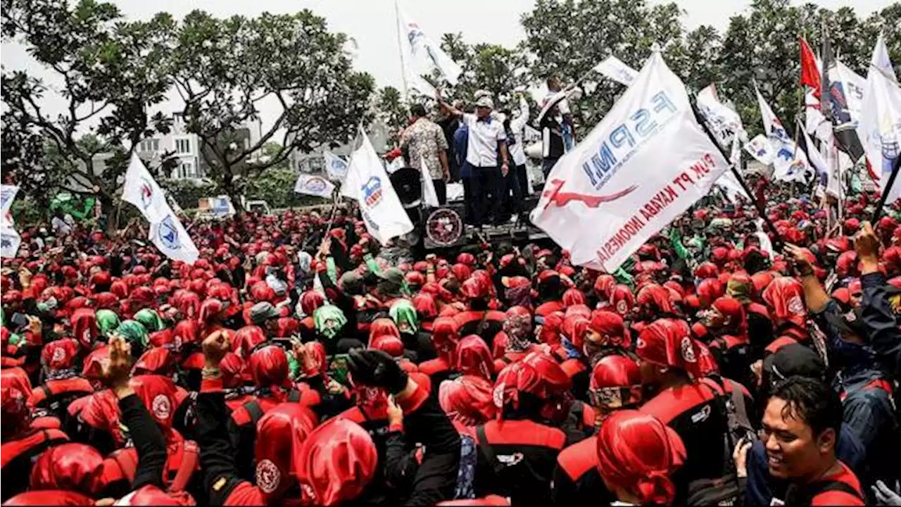 Ribuan Buruh Geruduk Jakarta Hari Ini Berpusat di Patung Kuda, Polisi Siapkan Pengamanan Penuh