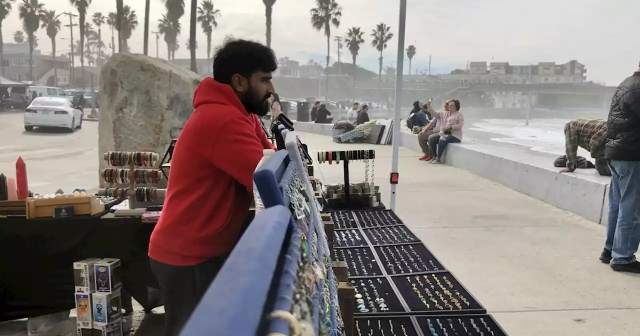 Street vending laws now include San Diego’s beach and coastal areas