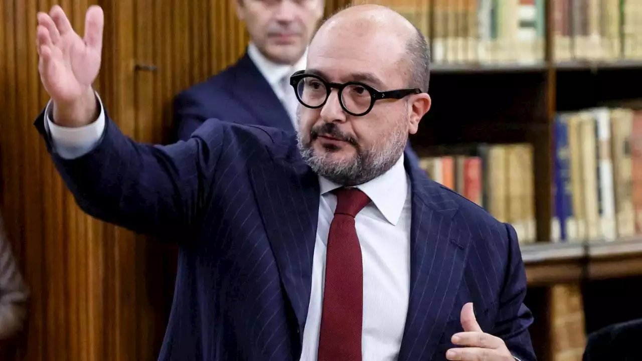 Il ministro Sangiuliano spiazza tutti: “Dante è il fondatore del pensiero di destra italiano”