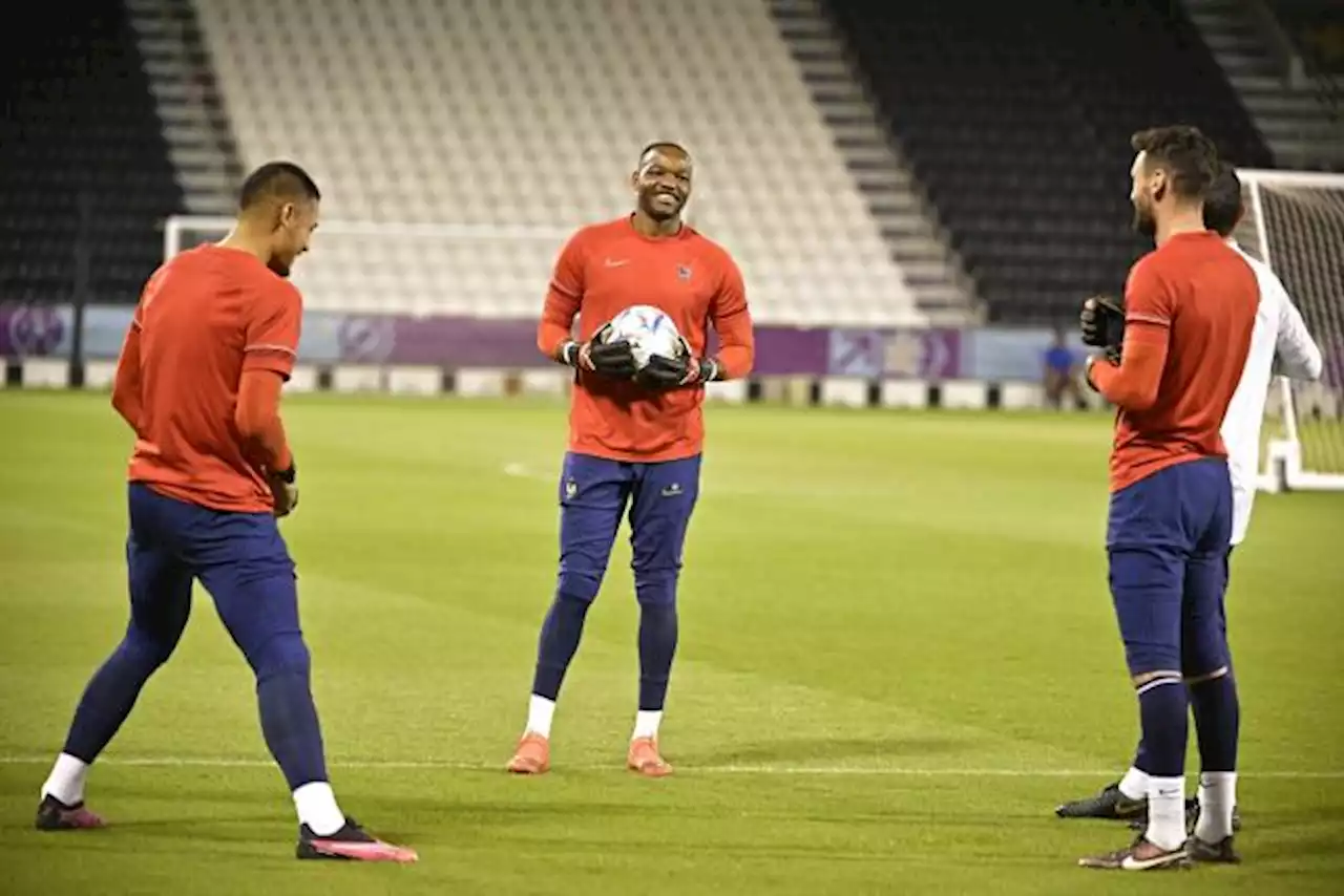 Quel trio de gardiens en équipe de France après les retraites de Mandanda et Lloris ?