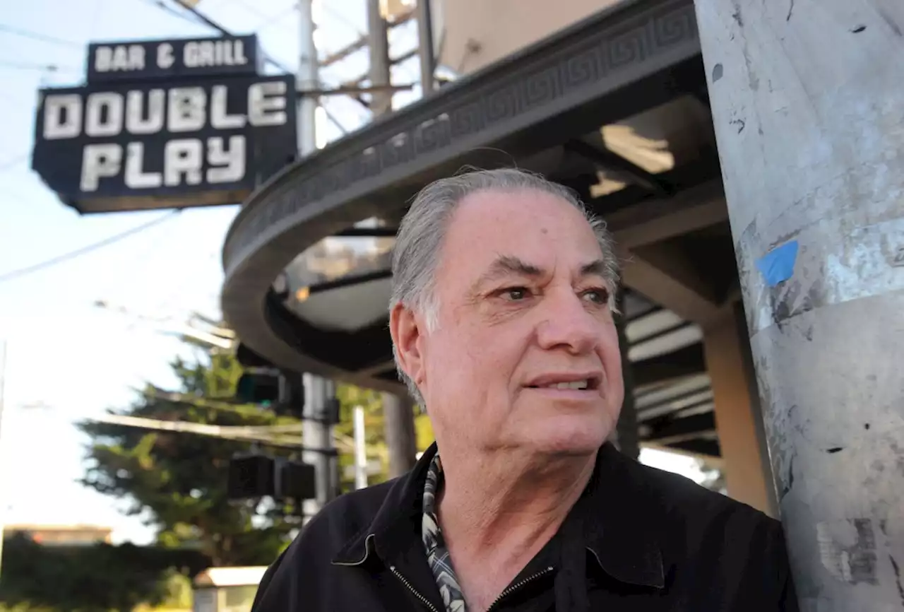 SF Giants legendary clubhouse manager Mike Murphy retires after 65 years with club: report