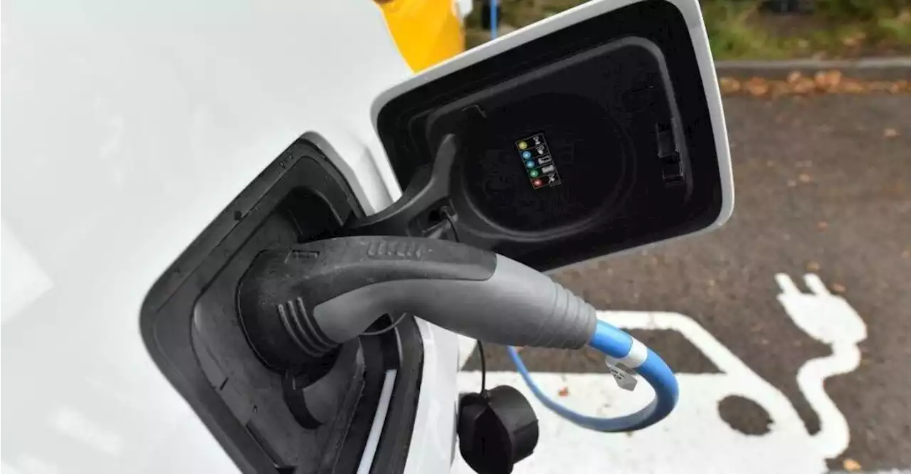 Netzagenturchef warnt vor Stromausfällen durch Elektroautos und Wärmepumpen