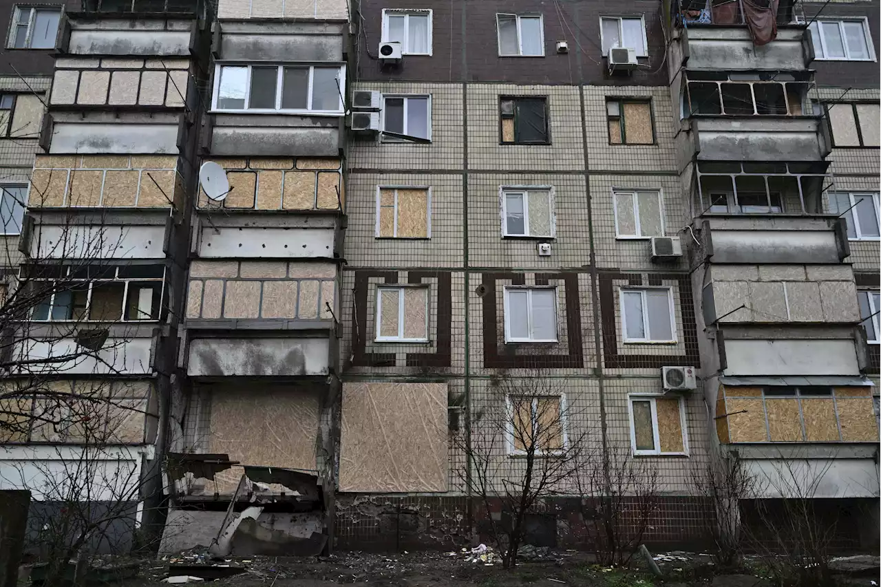 Video shows Dnipro building reduced to rubble after Russian strike