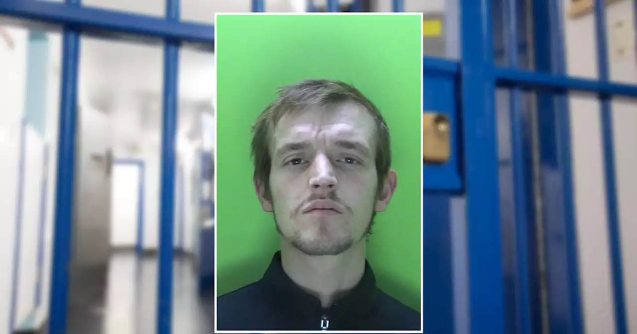 Jail for man who took over £150 of stock during shoplifting spree