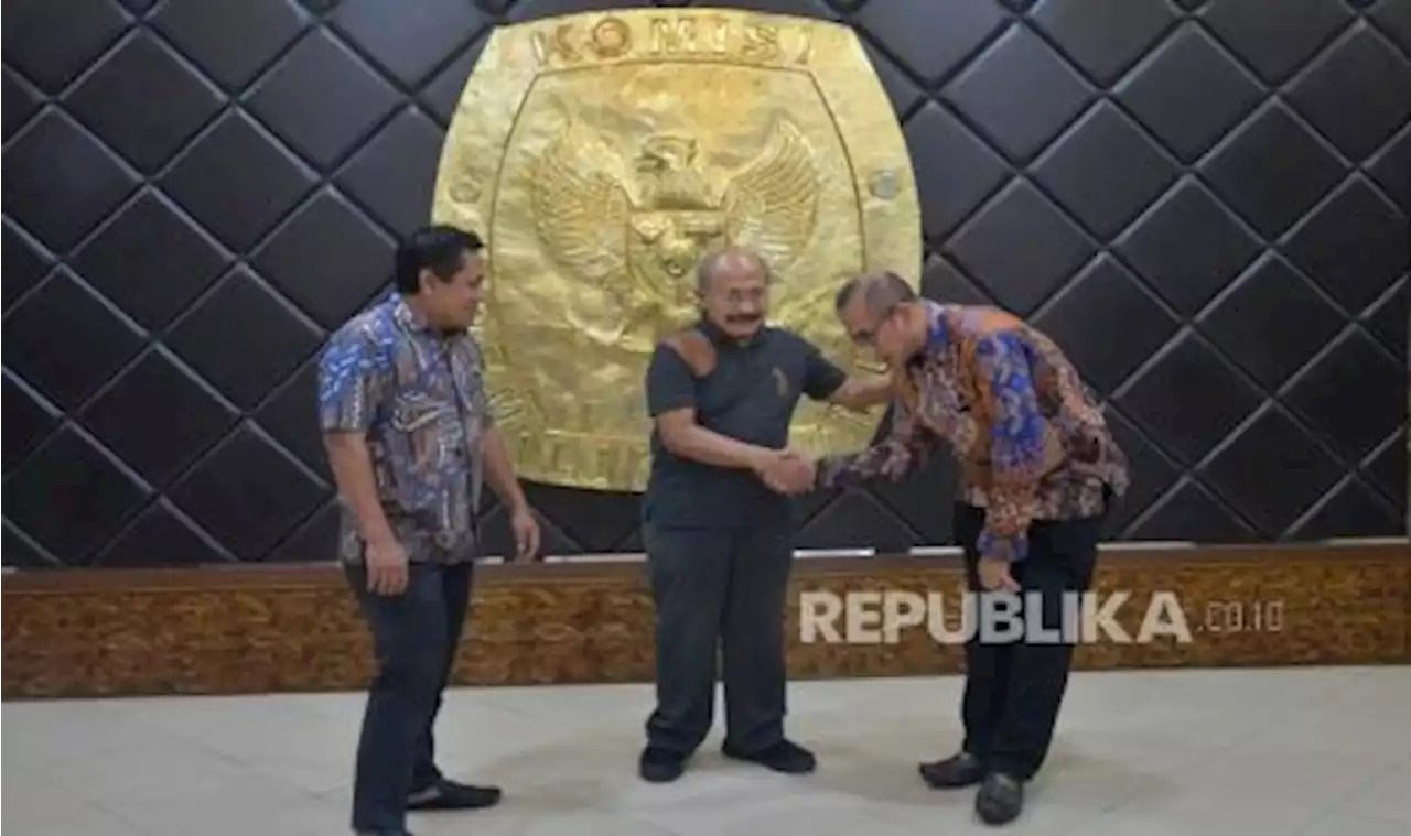 Guru Besar Unair Nilai KPU Didikte DPR Soal Penataan Dapil Pemilu |Republika Online