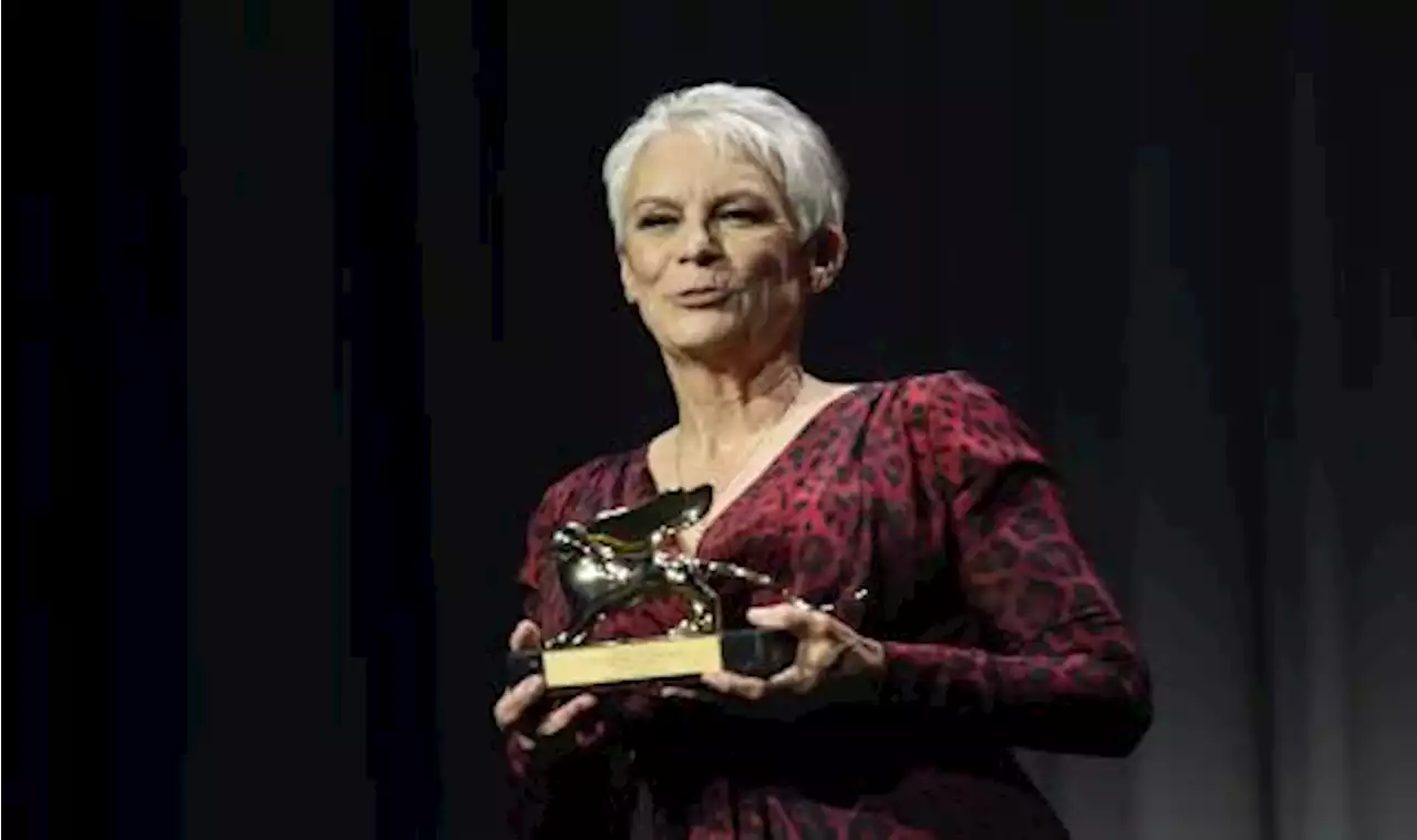 Positif Covid-19, Jamie Lee Curtis Absen di Ajang Critics Choice Awards Ke-28 |Republika Online