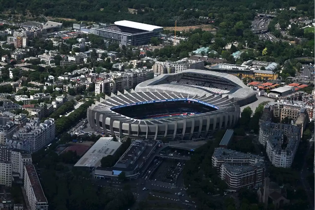 PSG : Le Parc des Princes 'n'est pas à vendre', assure Anne Hidalgo