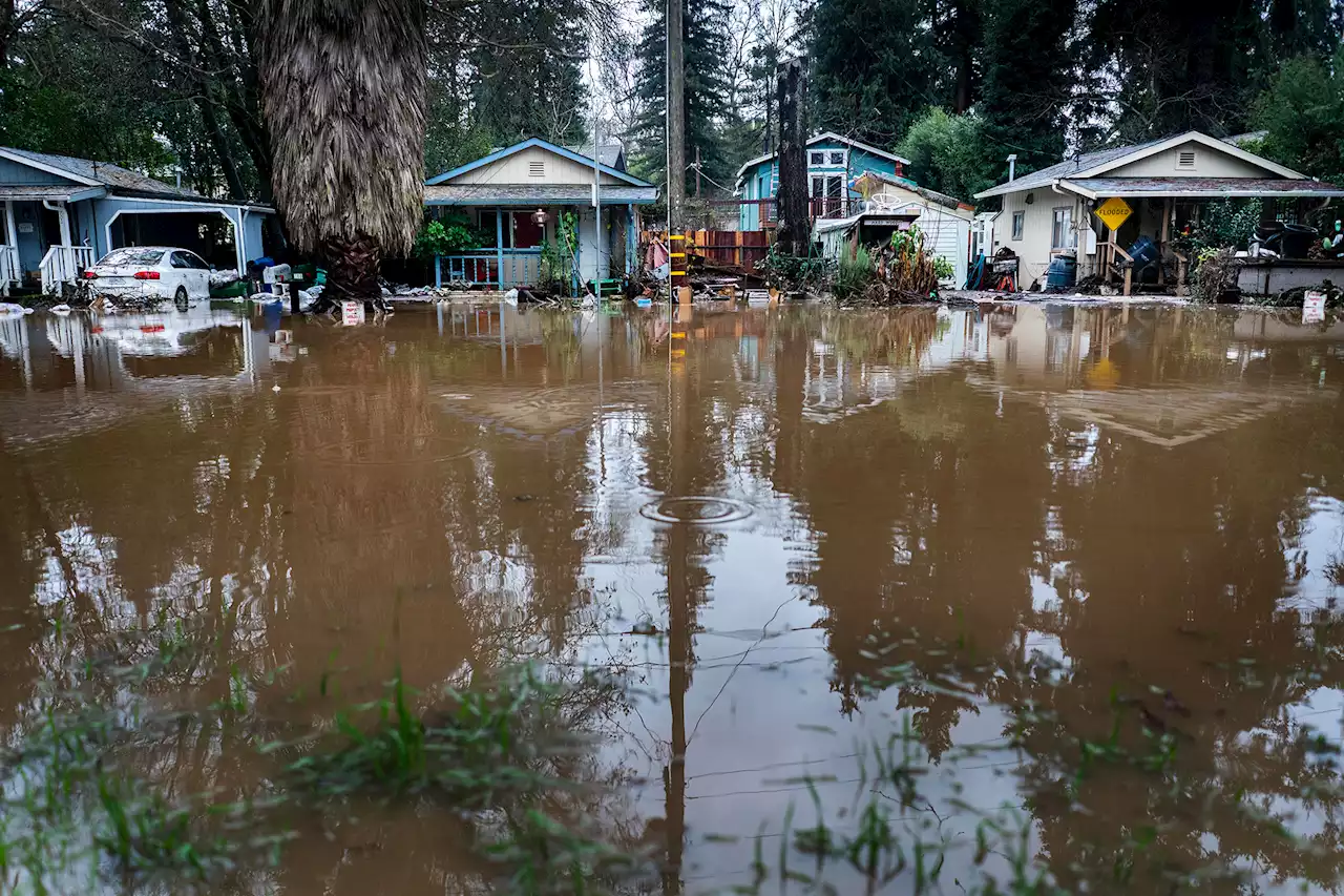 Evacuation orders issued again for Santa Cruz County neighborhood