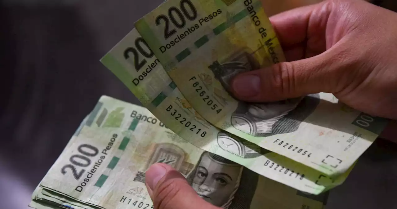 El peso es la segunda moneda con más ganancias en 2023: queda en 18.76 por dólar