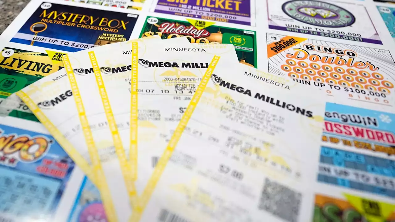 $1.35bn Mega Millions jackpot won by single lottery ticketholder in US