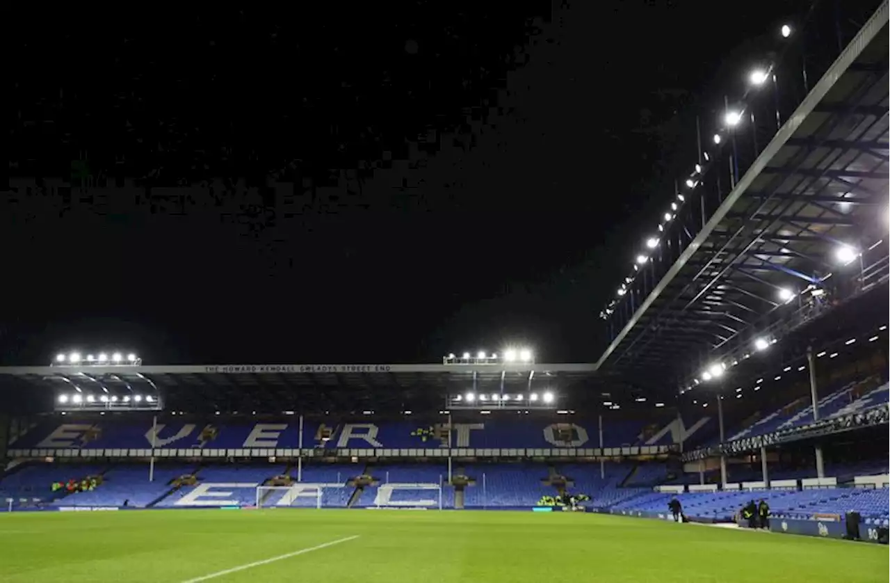 Soccer-Everton's board of directors to skip Southampton game over security concern