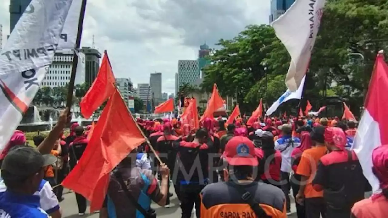 Demo Buruh Hari Ini Tolak Perpu Cipta Kerja, Massa: Semoga Hati Pemerintah Terbuka