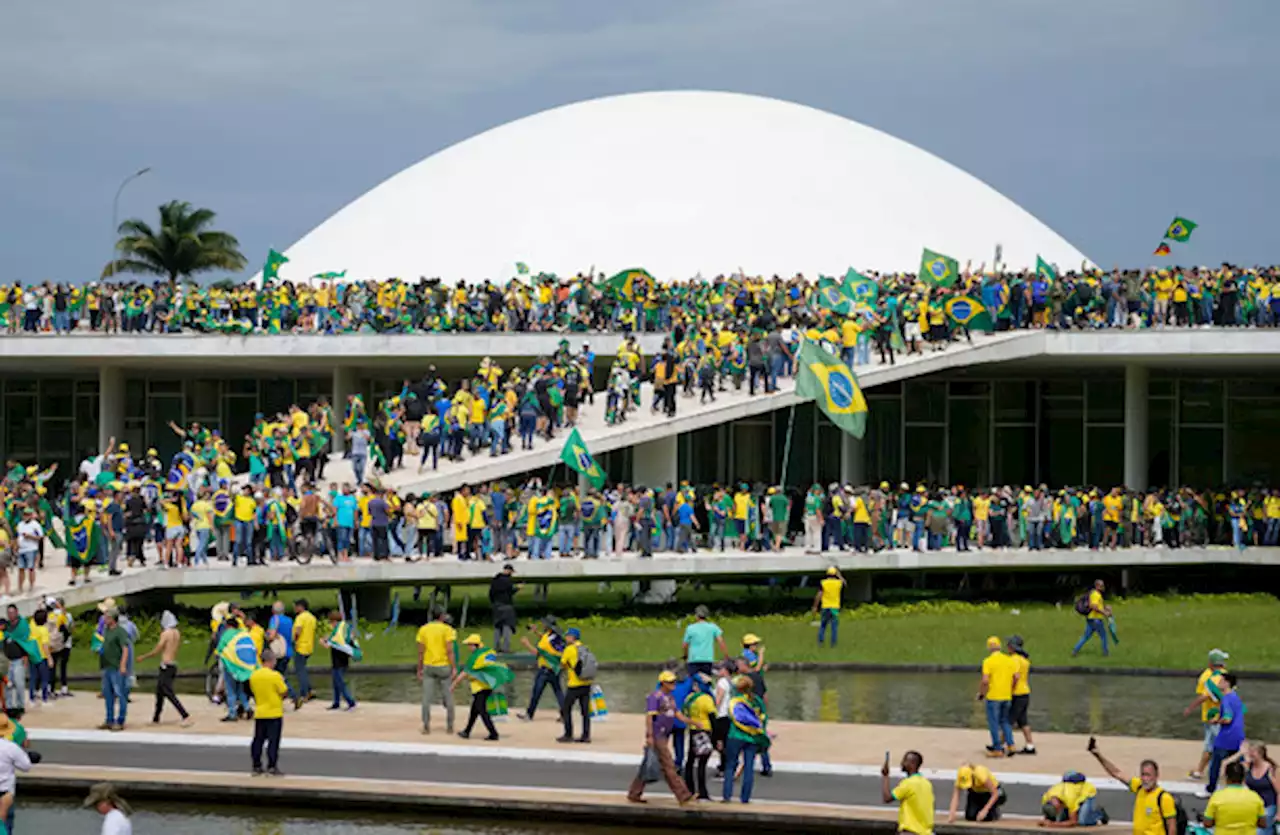 Brazilian supreme court approves investigation into Bolsonaro over Congress riot