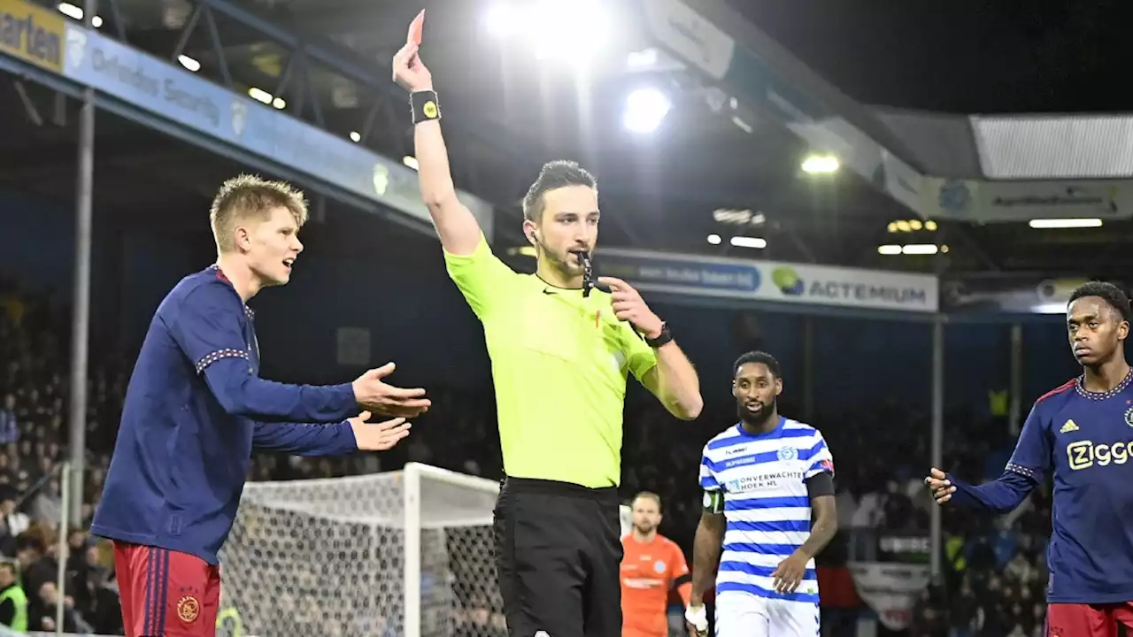 De Graafschap wint na opmerkelijk rood voor Ajacied Hlynsson; NAC Breda baalt