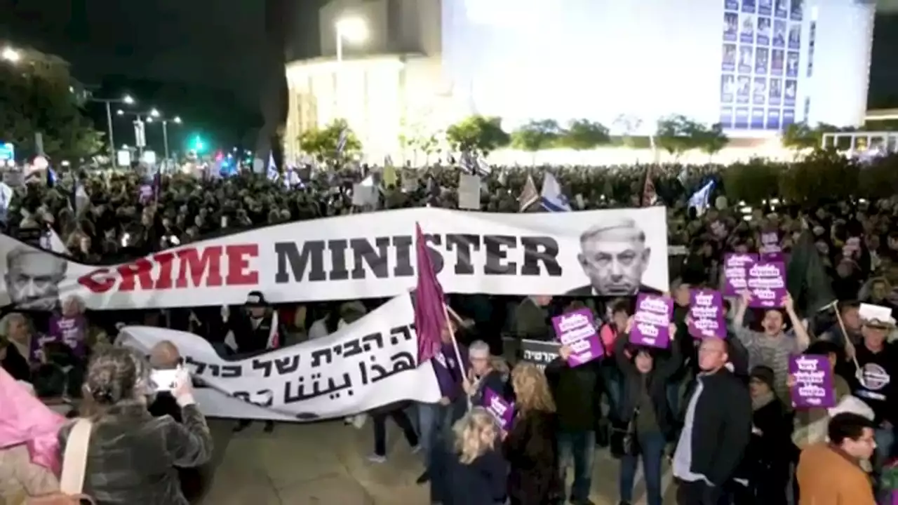 Israeli PM Benjamin Netanyahu's new government sparks outrage; thousands rally in Tel Aviv